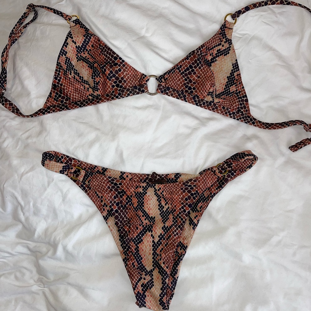 Snake print BlackBough bikini